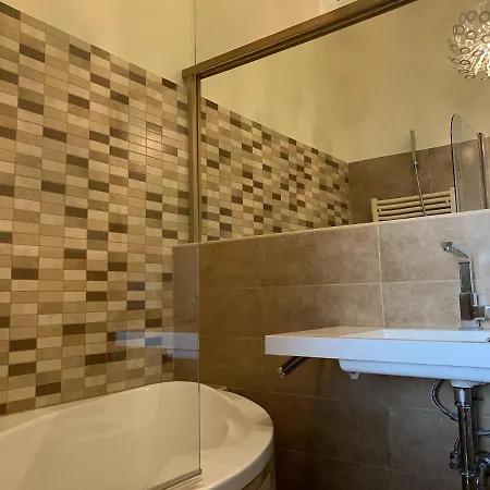 Riverside Gem In The Center Apartamento